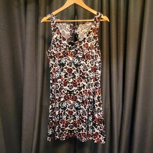Skater Dress, Roses & Skulls, Hot Topic, Size XL, Lace up front, lace up back